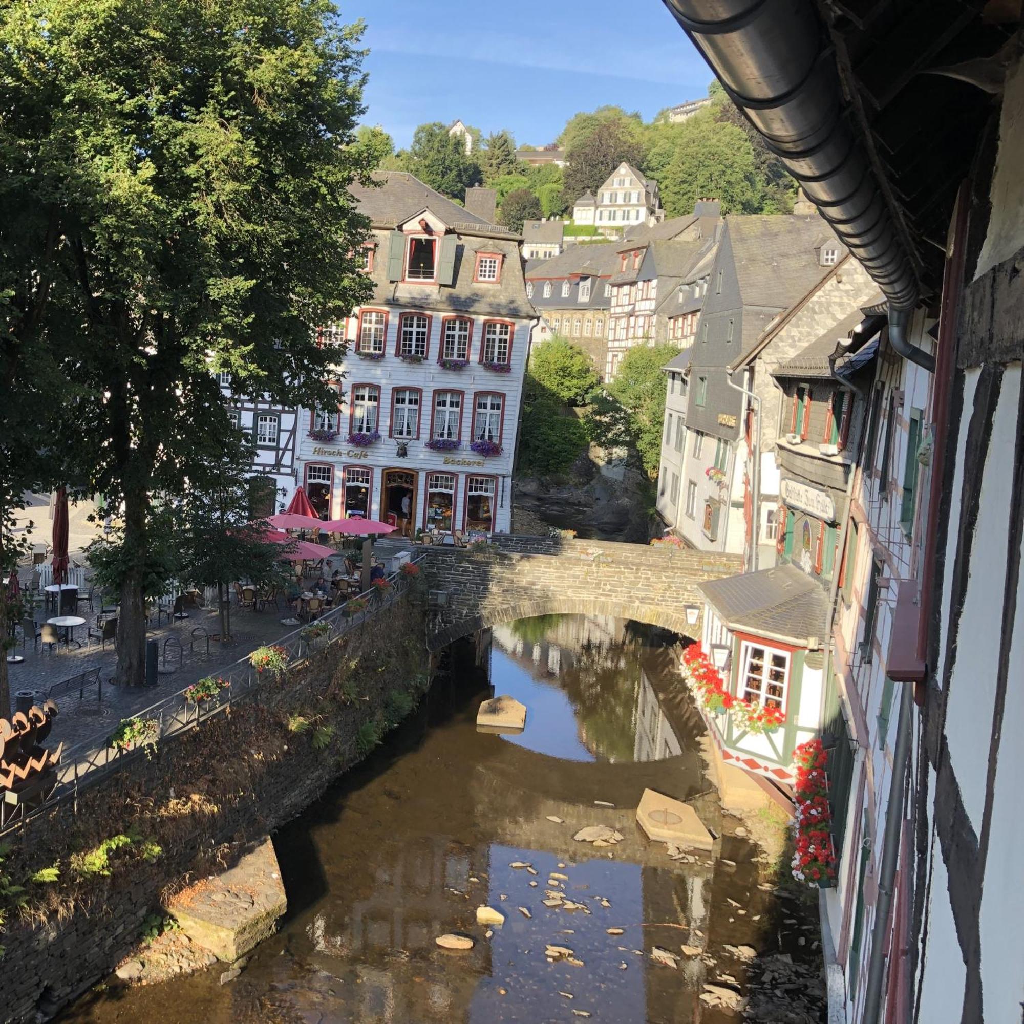 Haus An Der Rur - 5 Mitten In